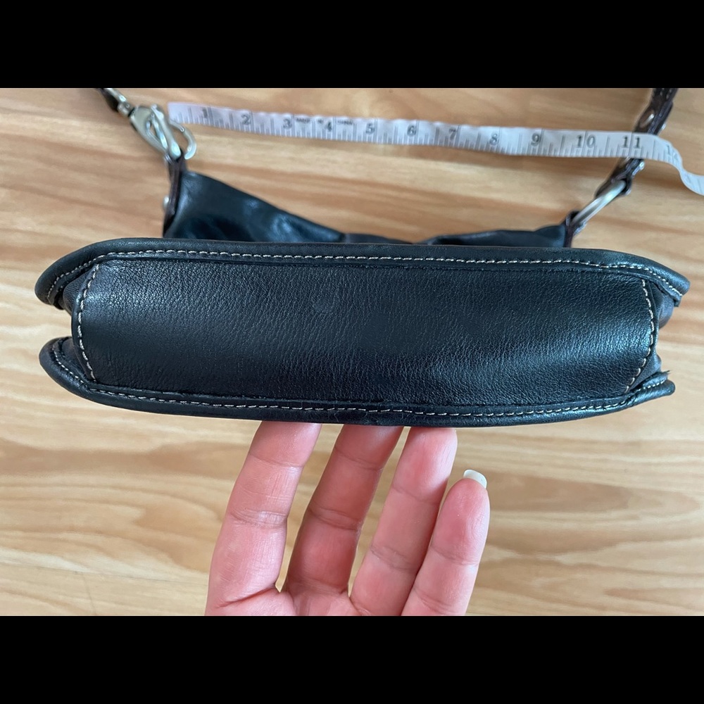 Vintage Clarks Black Leather Crossbody Bag - Picture 3 of 10